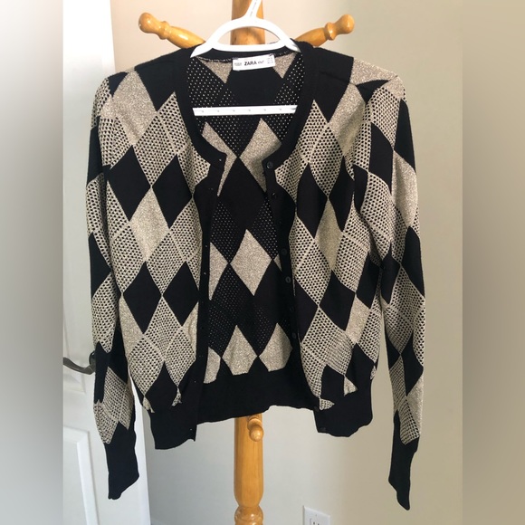 DEAL!!Black, gold, argyle pattern cardigan, small - Picture 2 of 6